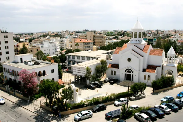 La cattedrale armena Santa Madre di Dio a Nicosia, Cipro / Wikimedia Commons