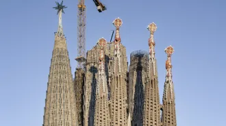 La Sagrada Familia avrà presto le due nuove torri degli Apostoli 