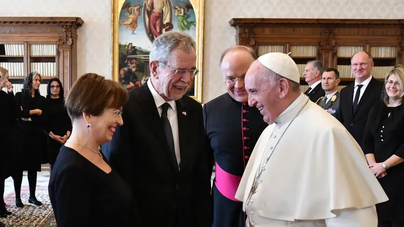 Papa Francesco, van der Bellen | Papa Francesco con il presidente van der Bellen | Vatican Media