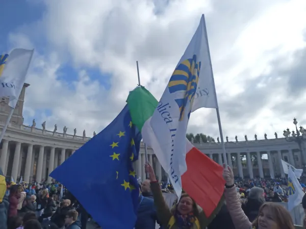 In Piazza San Pietro con l'Azione Cattolica e il Papa |  | Azione cattolica Marche