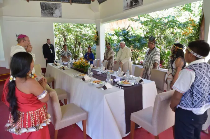 Il Pranzo del Papa con gli indigeni  |  | Vatican Media 