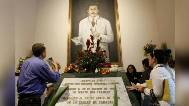 Tomba di José Gregorio Hernandez Cisneros | La tomba del venerabile José Gregorio Hernandez Cisneros | twitter