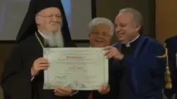 Il Patriarca Ecumenico Bartolomeo riceve il Dottorato a Loppiano / Movimento dei Focolari
