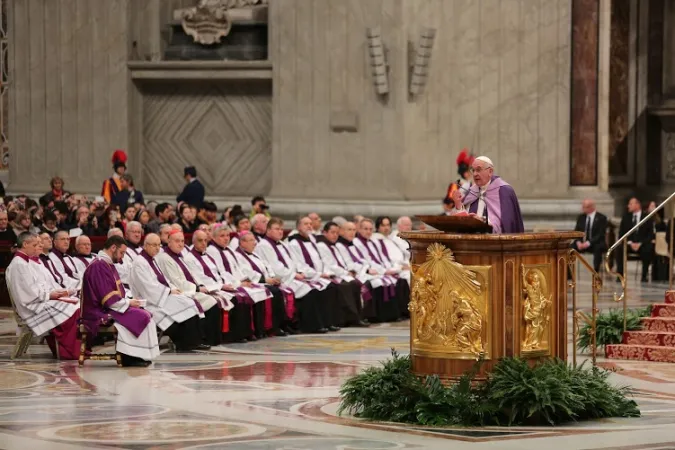 Il Papa pronuncia l'omelia |  | CNA