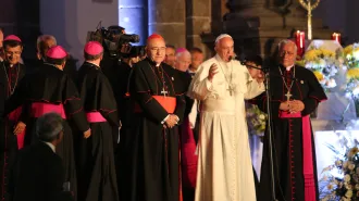 Papa Francesco benedice il popolo dell'Ecuador, perché nessuno sia escluso