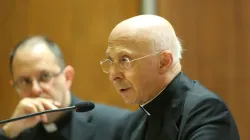 Il cardinale Angelo Bagnasco durante la conferenza stampa / Daniel Ibáñez / CNA