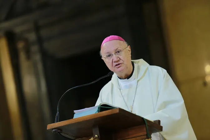 L'arcivescovo Celli tiene l'omelia |  | Daniel Ibanez/ CNA