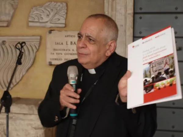 Monsignor Robert Vitillo | Monsignor Vitillo presenta il rapporto 
