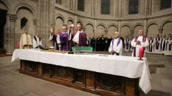 Un momento della celebrazione della Messa nella cattedrale di St. Pierre a Ginevra, 5 marzo 2022 / Twitter Cath.ch