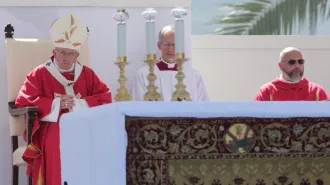  Il Papa a Palermo: "Non servono uomini d'onore ma d'amore, mafiosi convertitevi!"