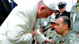 Il Papa scrive a un soldato colombiano ferito da una mina antiuomo