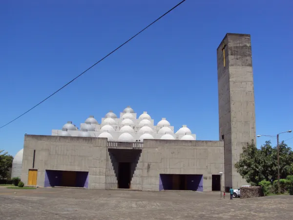 Cattedrale Immacolata Concezione  | La cattedrale dell'Immacolata Concezione di Managua, in Nicaragua | Di feinteriano, CC BY-SA 3.0, https://commons.wikimedia.org/w/index.php?curid=53160661