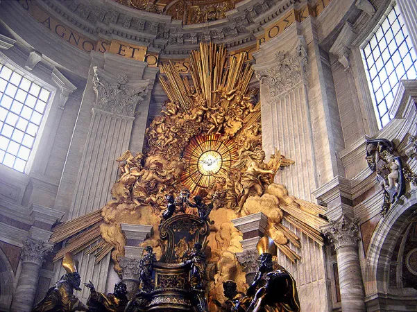 La Cattedra di San Pietro nella Basilica Vaticana |  | Wikipedia pubblico dominio