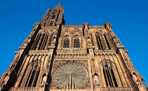 Cattedrale di Strasburgo | Una veduta frontale della Cattedrale di Strasburgo | strasburgo.fr