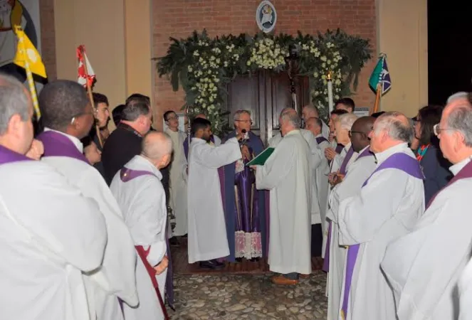 Mons. Cavina apre la Porta Santa a Carpi |  | Carpi Notizie