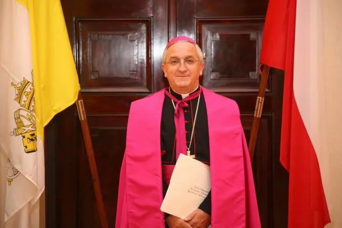 Arcivescovo Celestino Migliore | L'arcivescovo Celestino Migliore, oggi nominato nunzio in Francia | Wikimedia Commons