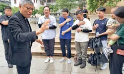 Un momento della visita del Cardinale Chow in Guandong / Sunday Examiner