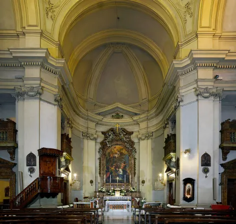 L' interno della chiesa  |  | Livioandronico2013/ Wikipedia