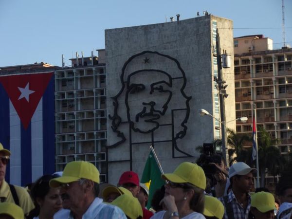 La Habana, Cuba | 28 marzo 2012, Plaza de la Revolucion in attesa dell'arrivo di Papa Benedetto XVI | Michelle Bauman / Catholic News Agency