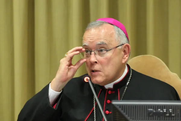 L'arcivescovo Charles J. Chaput di Philadelphia durante una conferenza in Vaticano / Bohumil Petrik / CNA