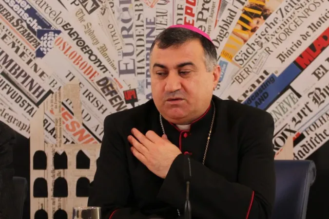 Bashar Warda, arcivescovo caldeo di Erbil | L'arcivescovo caldeo Warda durante un incontro alla Stampa Estera | CNA Archive