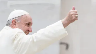 Papa Francesco: “Quello che ci fa ricchi non sono i beni ma l’amore”