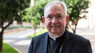 Ecco chi è l'arcivescovo José Gomez, nuovo presidente dei vescovi americani