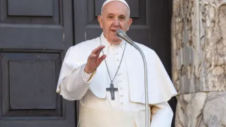 Papa Francesco: "Incoraggio tutti a diventare testimoni della cultura della cura"