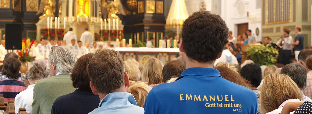 La veglia della Comunità Emmanuel nelle parrocchie |  | Comunità Emmanuel