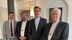 La nuova presidenza della Conferenza Episcopale Belga. Da sinistra a destra: Spriet, segretario generale; il vescovo Delville, vicepresidente; l'arcivescovo Terlinden, presidente; il vescovo Hasselt, vicepresidente / Cathobel