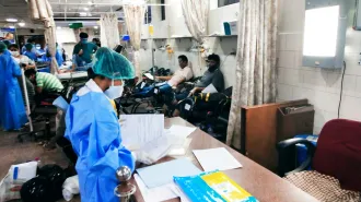 India, la Caritas chiede aiuto: "Gli ospedali non hanno letti e la gente sta morendo"