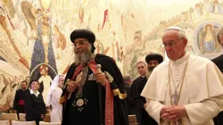 Papa Francesco e il patriarca copto ortodosso Tawadros  / Vatican Pool / CPP