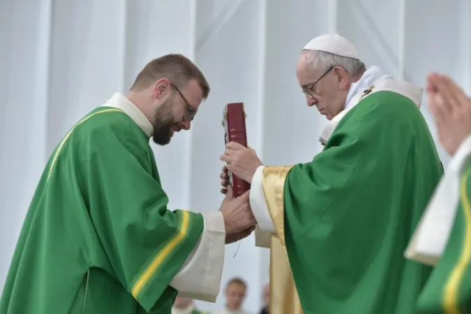 Il Papa celebra la messa a Kaunas |  | Vatican Media