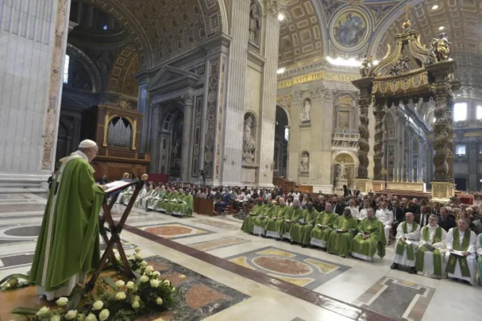 Papa Francesco durante la Messa per i migranti del 2018 | Vatican Media / ACI Group