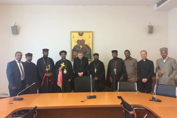 Il cardinale Kurt Koch e la delegazione della Chiesa ortodossa etiope Tewahedo, 23 luglio 2019 / Pontificio Consiglio per la Promozione dell'Unità dei Cristiani