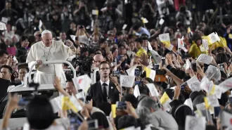 Dalla terra dei Thai al Paese del Sol Levante, Papa Francesco ripercorre il suo viaggio