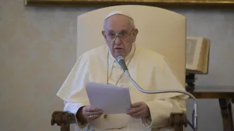 Il Papa: "Economia malata, nostro dovere far sì che i frutti della Terra arrivino a tutti"