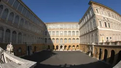 Il Cortile San Damaso in Vaticano / Vatican News