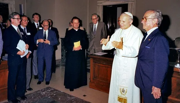 Giovanni Paolo II in visita alla Pontificia Accademia della Scienze |  | Pontificia Accademia della Scienze