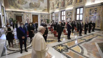 Papa Francesco: "Dante ci invita a ritrovare il senso perduto del nostro percorso umano"