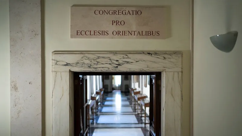 La targa della Congregazione |  | Vatican Media / ACI Group