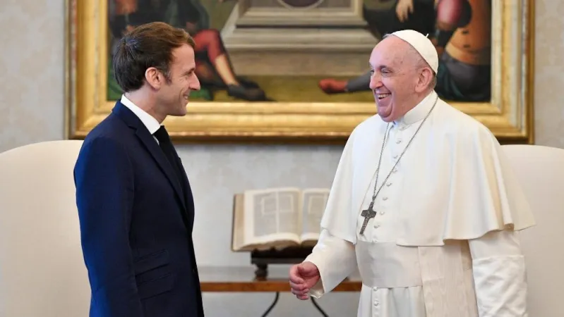 Il Papa e Macron |  | Vatican Media 