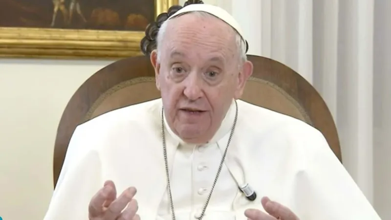 Un momento dell' intervista di Papa Francesco  |  | vaticannews.va