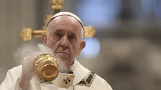  Papa Francesco: "Il digiuno prepara il terreno, la preghiera irriga, la carità feconda"