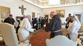 Minori, il Papa: "L’abuso, in ogni sua forma, è inaccettabile"