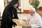 Papa Francesco: "Non regolare più le agende ecclesiali secondo logiche di potere"