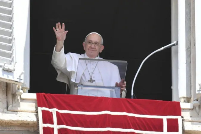 Papa Francesco, Angelus | Papa Francesco saluta al termine di un Angelus | Vatican Media  / ACI Group