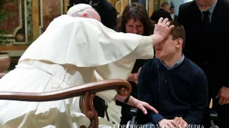 Il Papa: "C'è una naturale armonia tra fede e ragione"