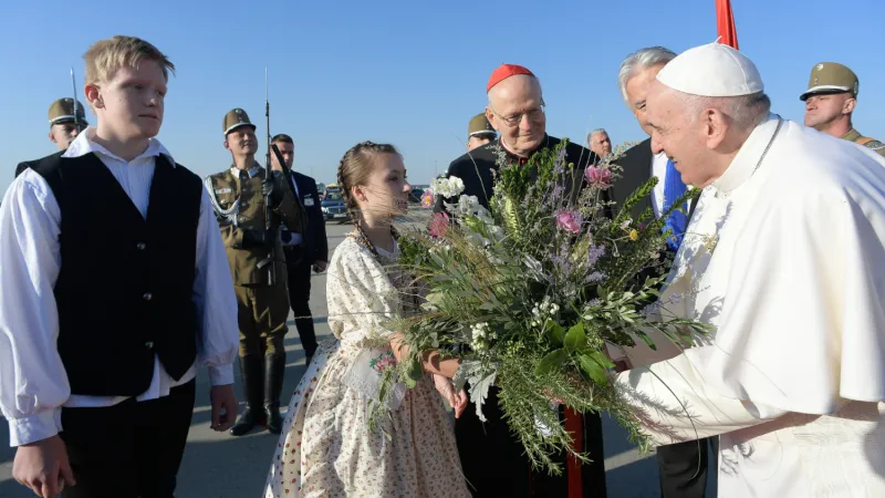 Papa Francesco in Ungheria | L'arrivo del Papa a Budapest nel settembre 2021 | Vatican Media