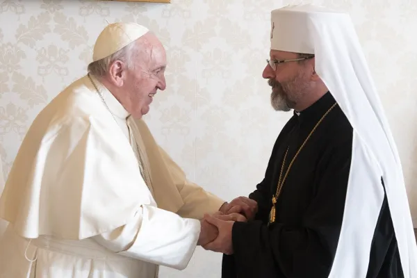 Papa Francesco e l'arcivescovo maggiore della Chiesa Greco Cattolica Ucraina Sviatoslav Shevchuk / Vatican Media